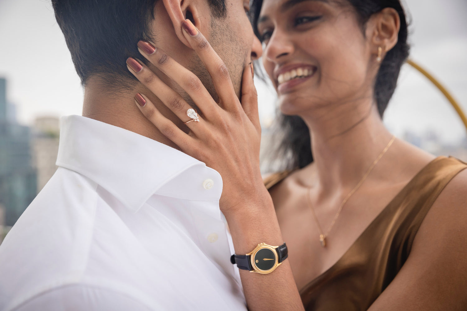 Fifth Alloy engagement ring shown in an outdoor portrait